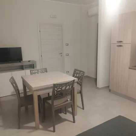 Il Faro Rosso Apartment *